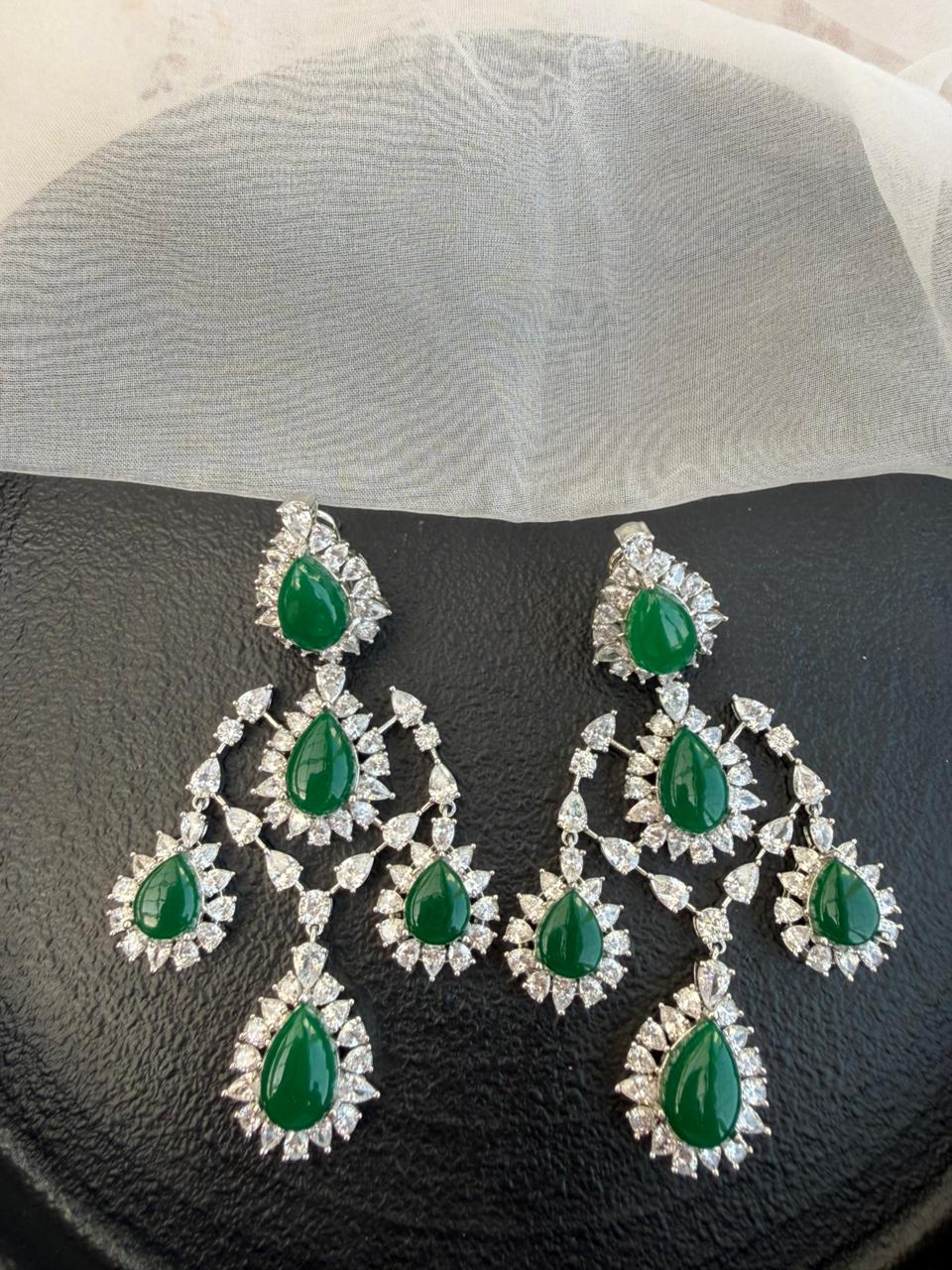 AFROZA LONG DIAMOND EARRING - Image 3