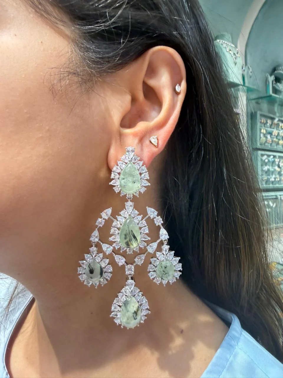 AFROZA LONG DIAMOND EARRING - Image 4