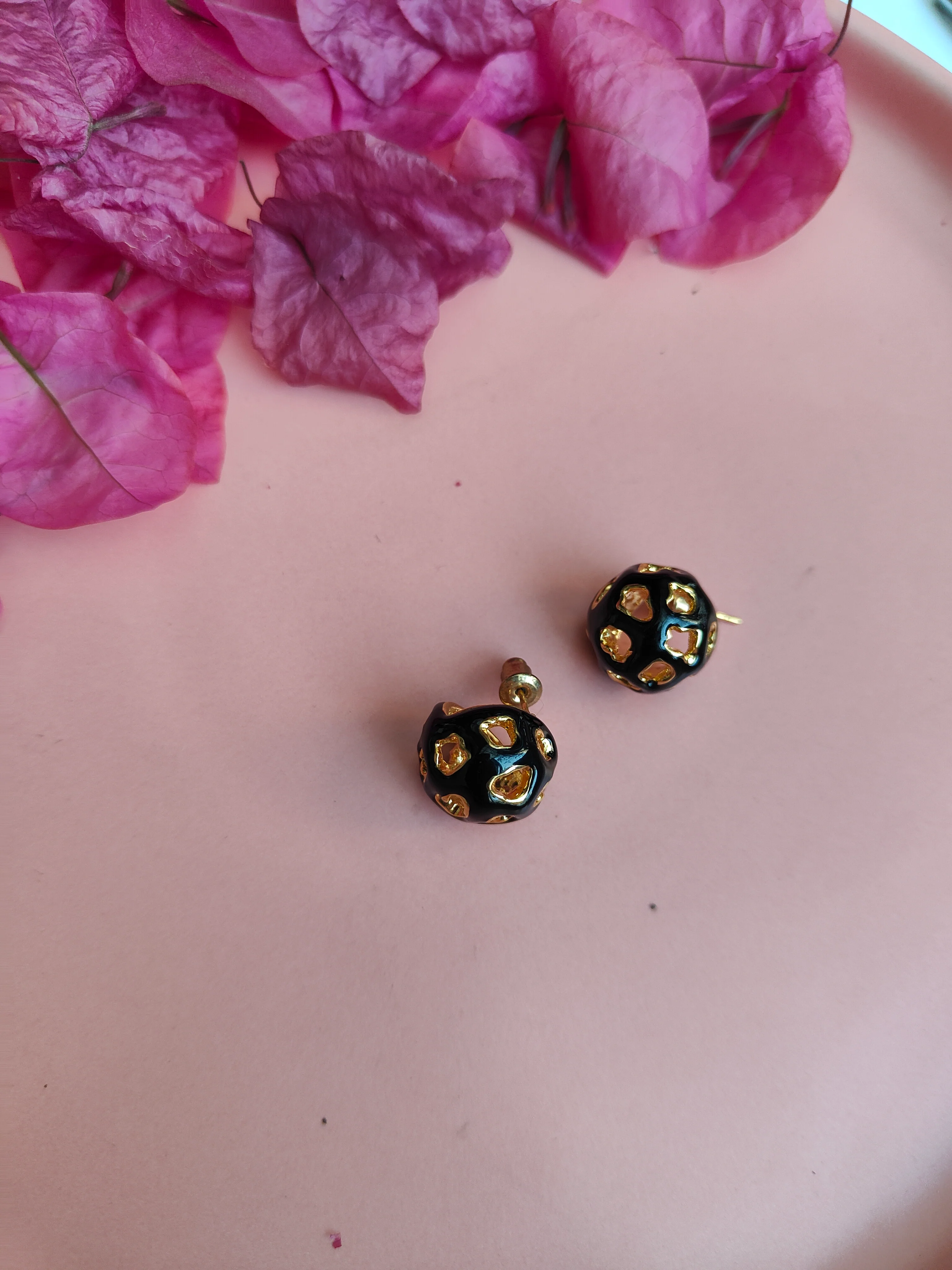 Amara Earring