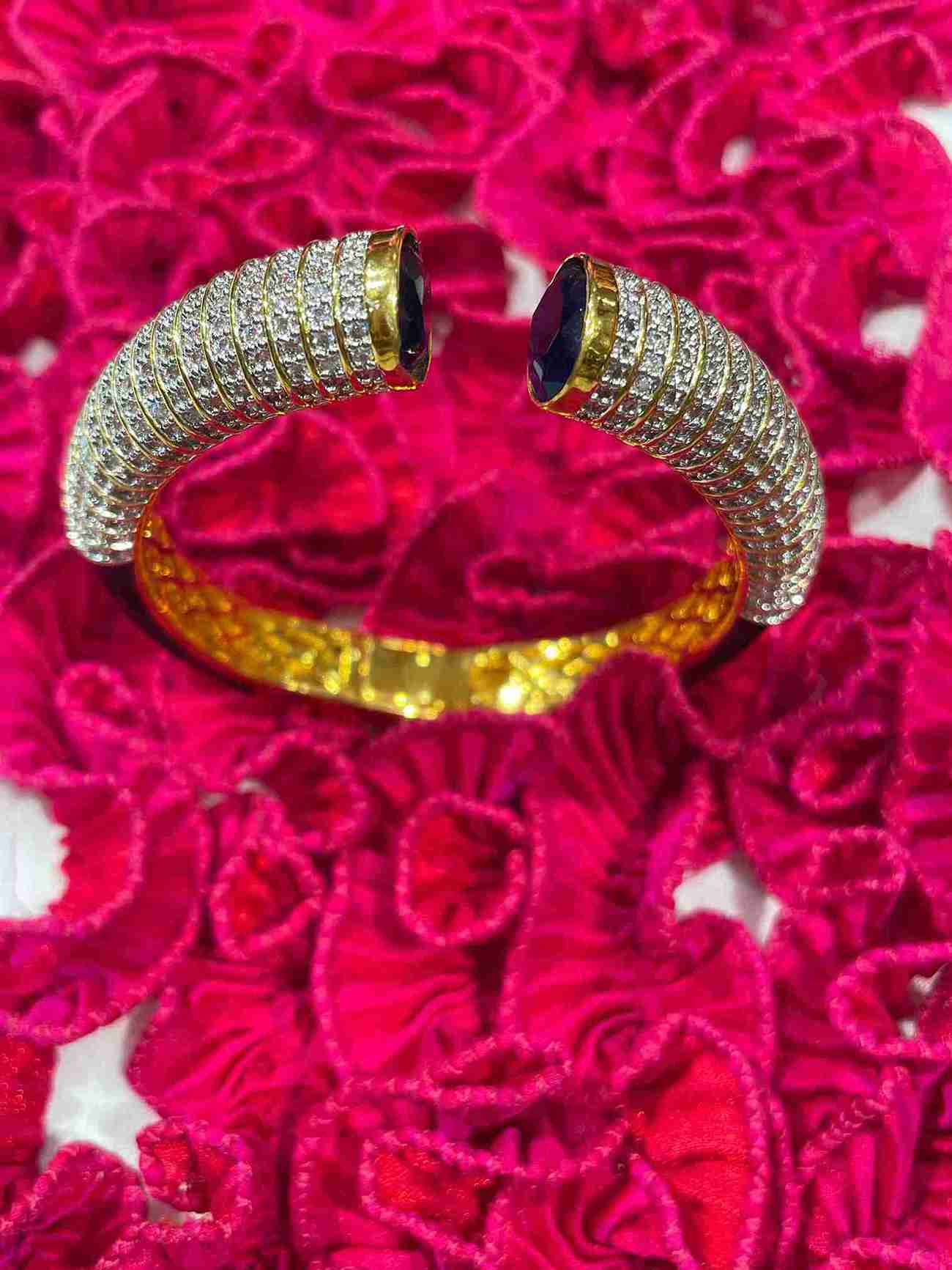 ANNIE BLACK DIAMONDIES KADA BRACELET