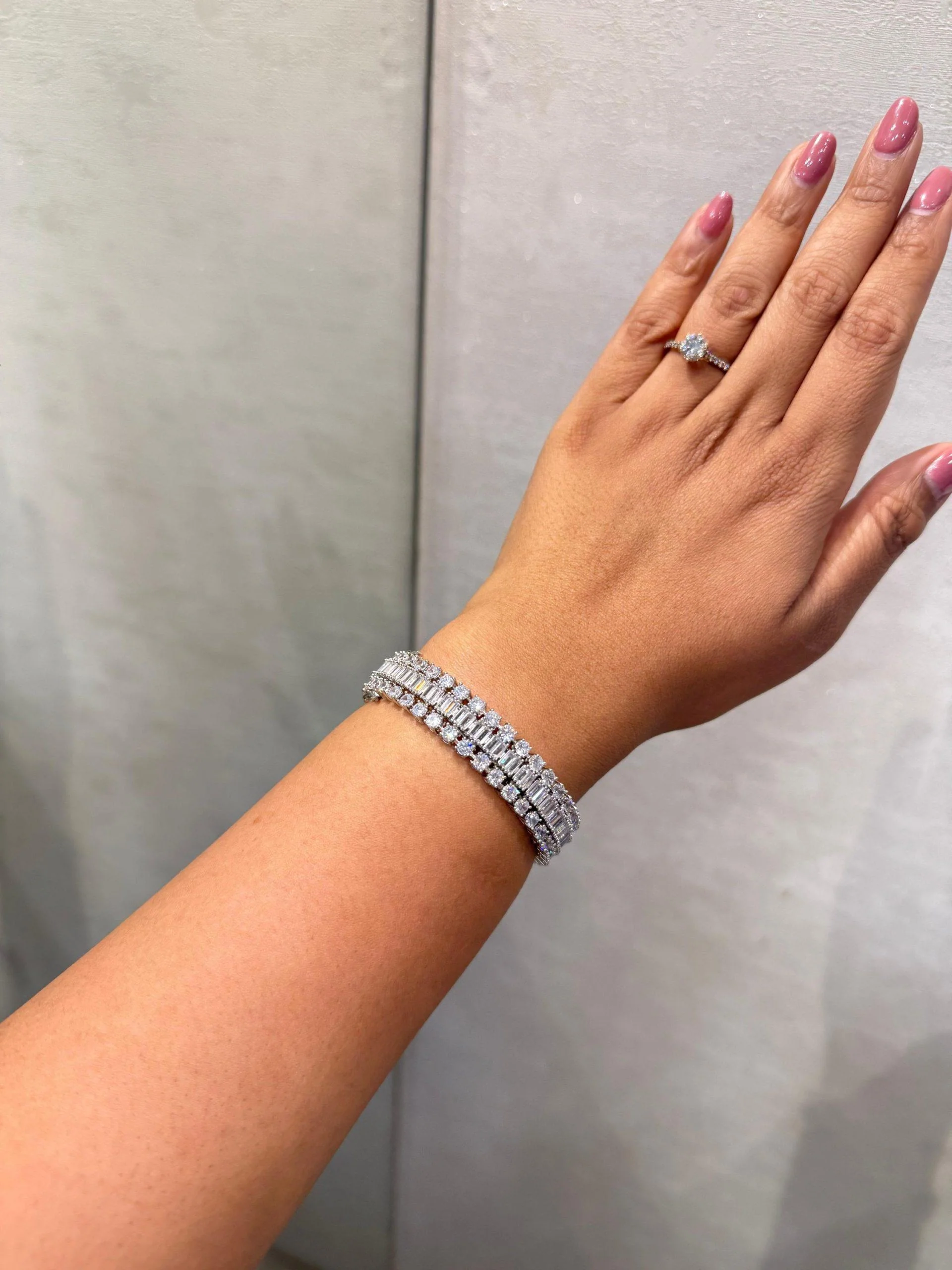 Avika ( Silver ) Openable Kada