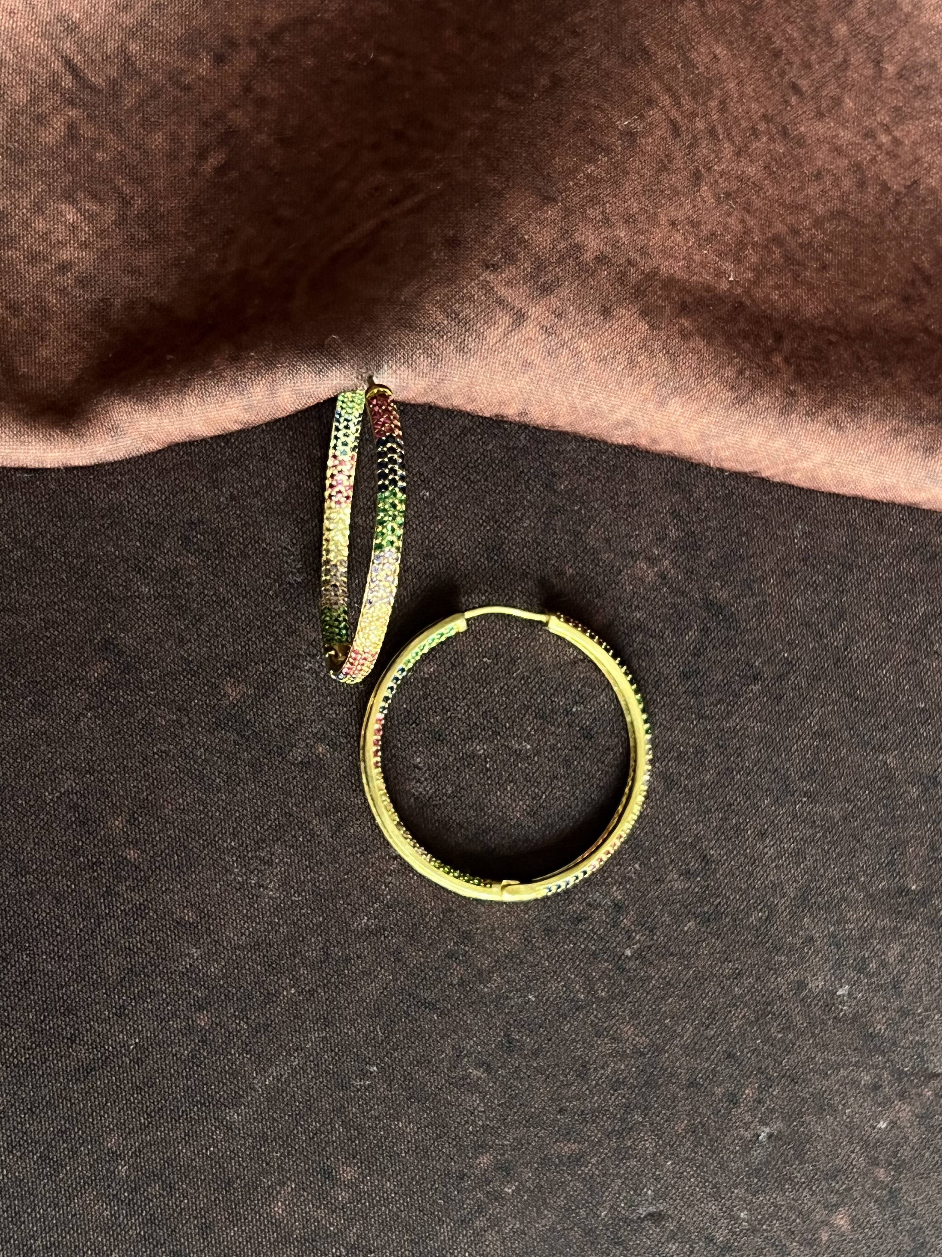 COLOURED HOOPS