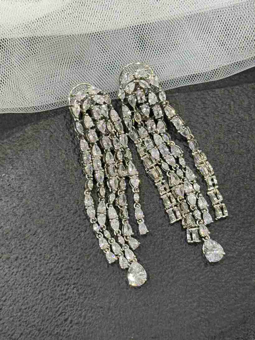 FRANK DIAMOND EARRING