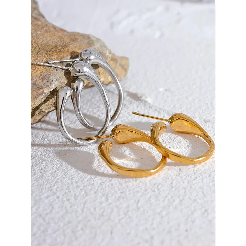 GEOMETRIC HOOPS (gold/silver) - Image 4