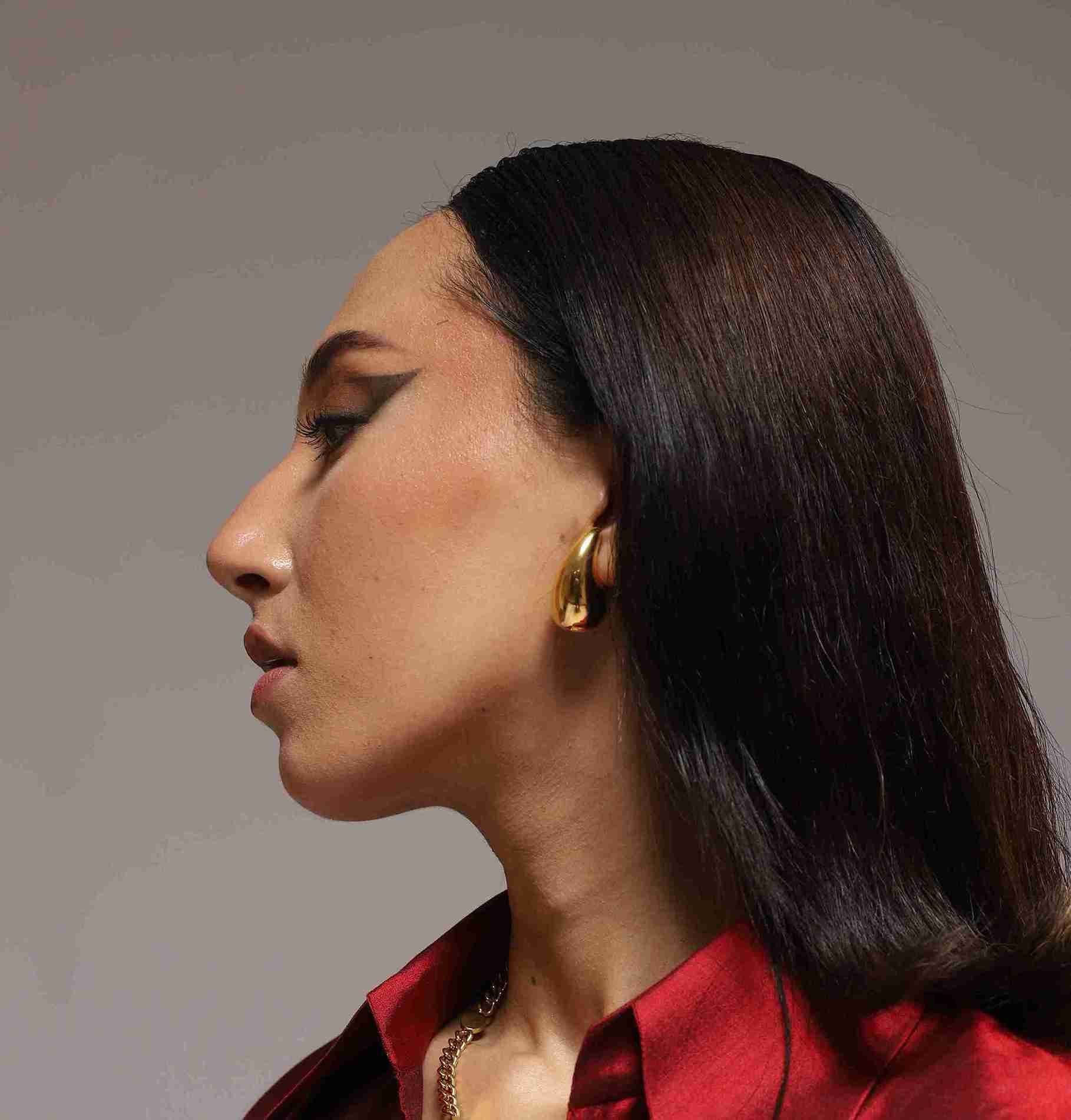 GOLD DROP STUD