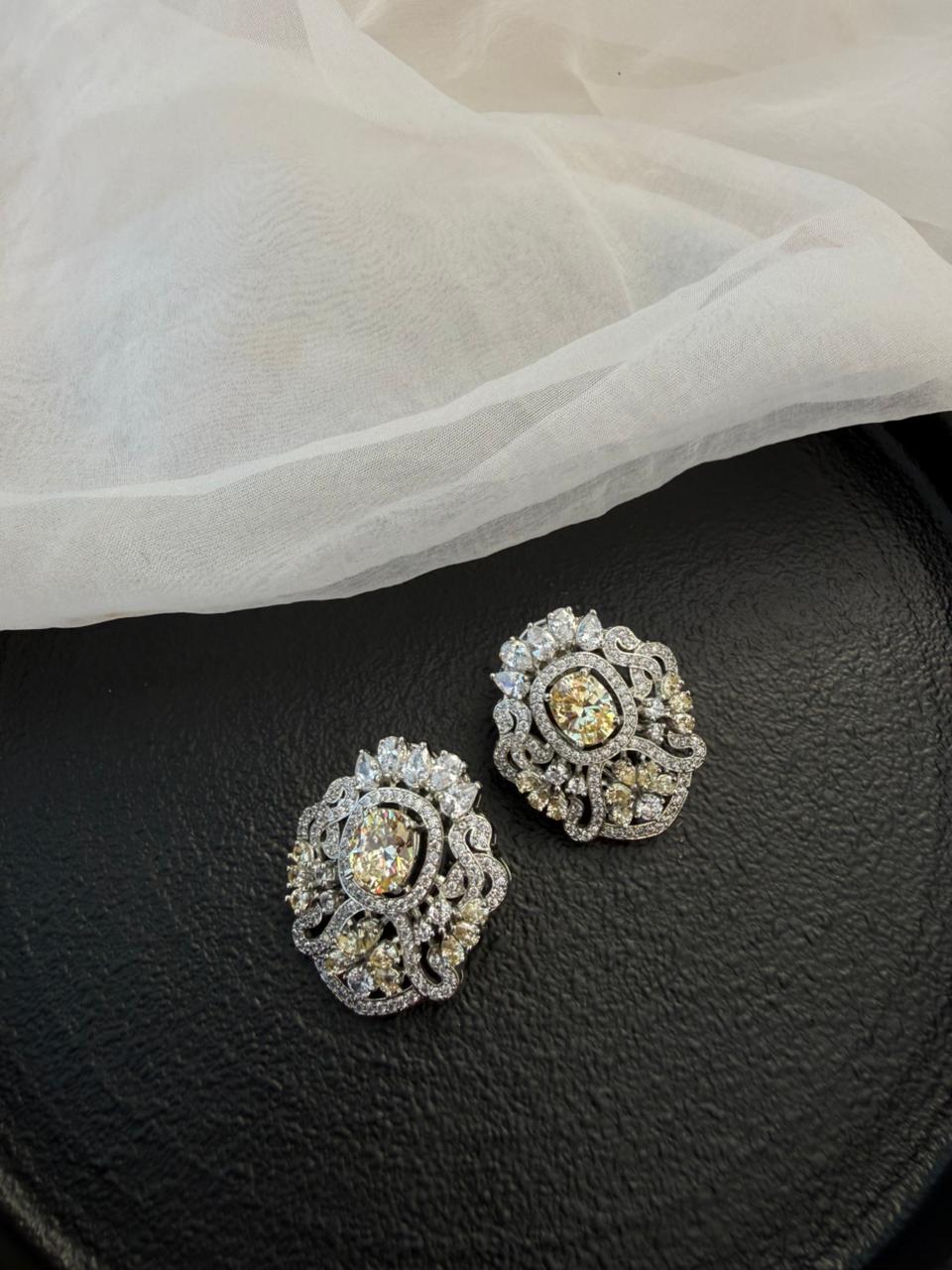 GRETA BIG CITRINE STUD - Image 2
