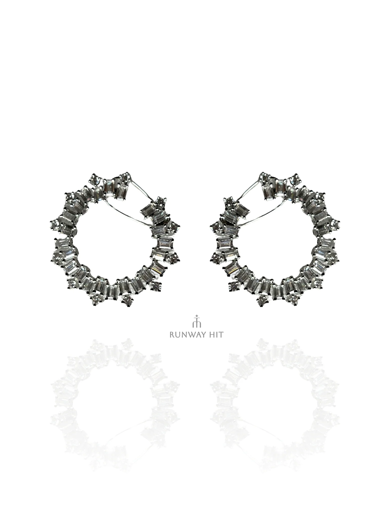 HAZEL ROUND HOOP - Image 4
