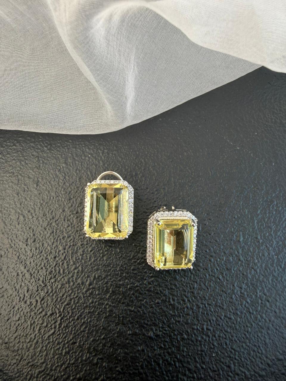 HENRY SWAROVSKI STUD - Image 2
