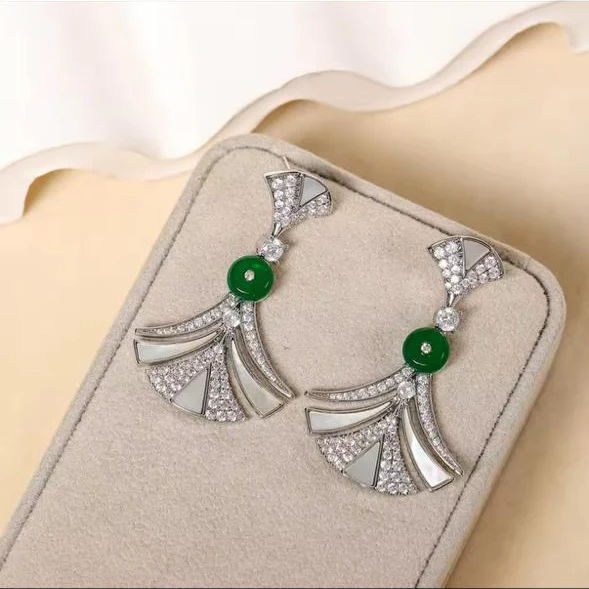 INARA MOTHER OF PEARL EARRING