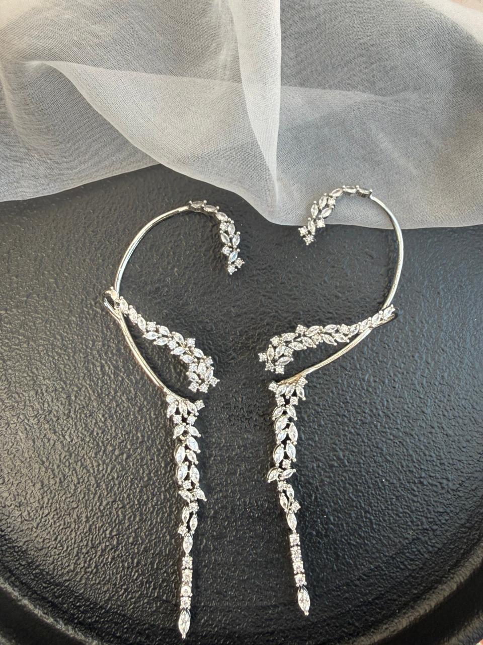 JUNIPER DIAMOND EARCUFF