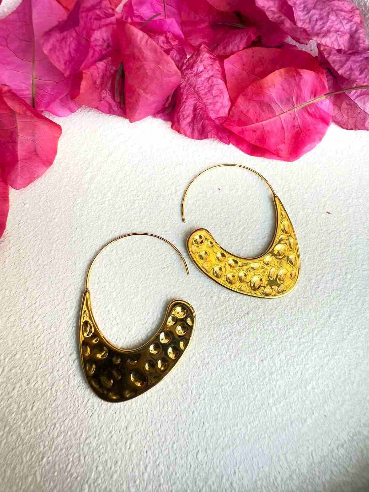 LEAF DOT HOOPS