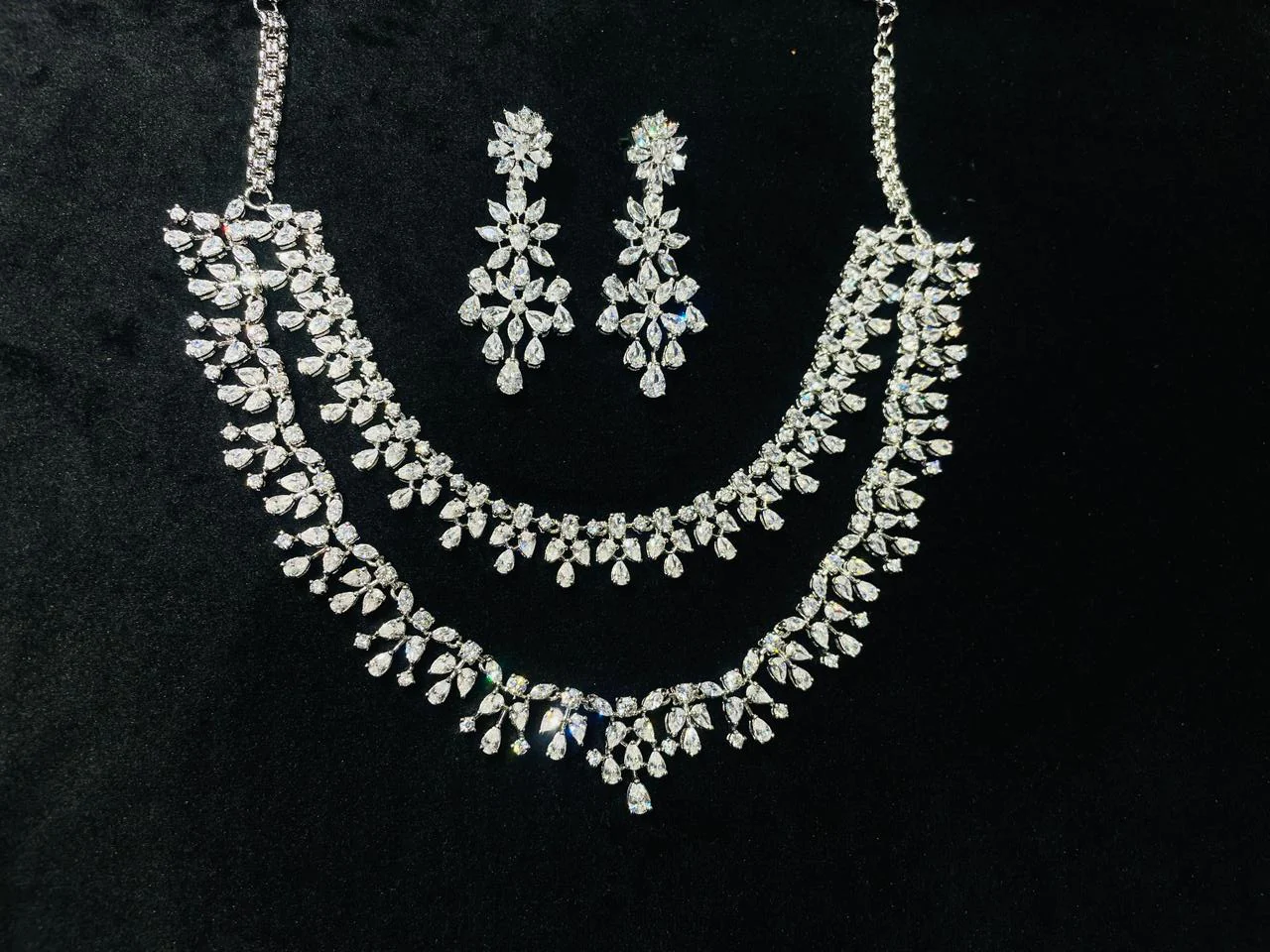 MORISI TWO LAYER DIAMOND SET
