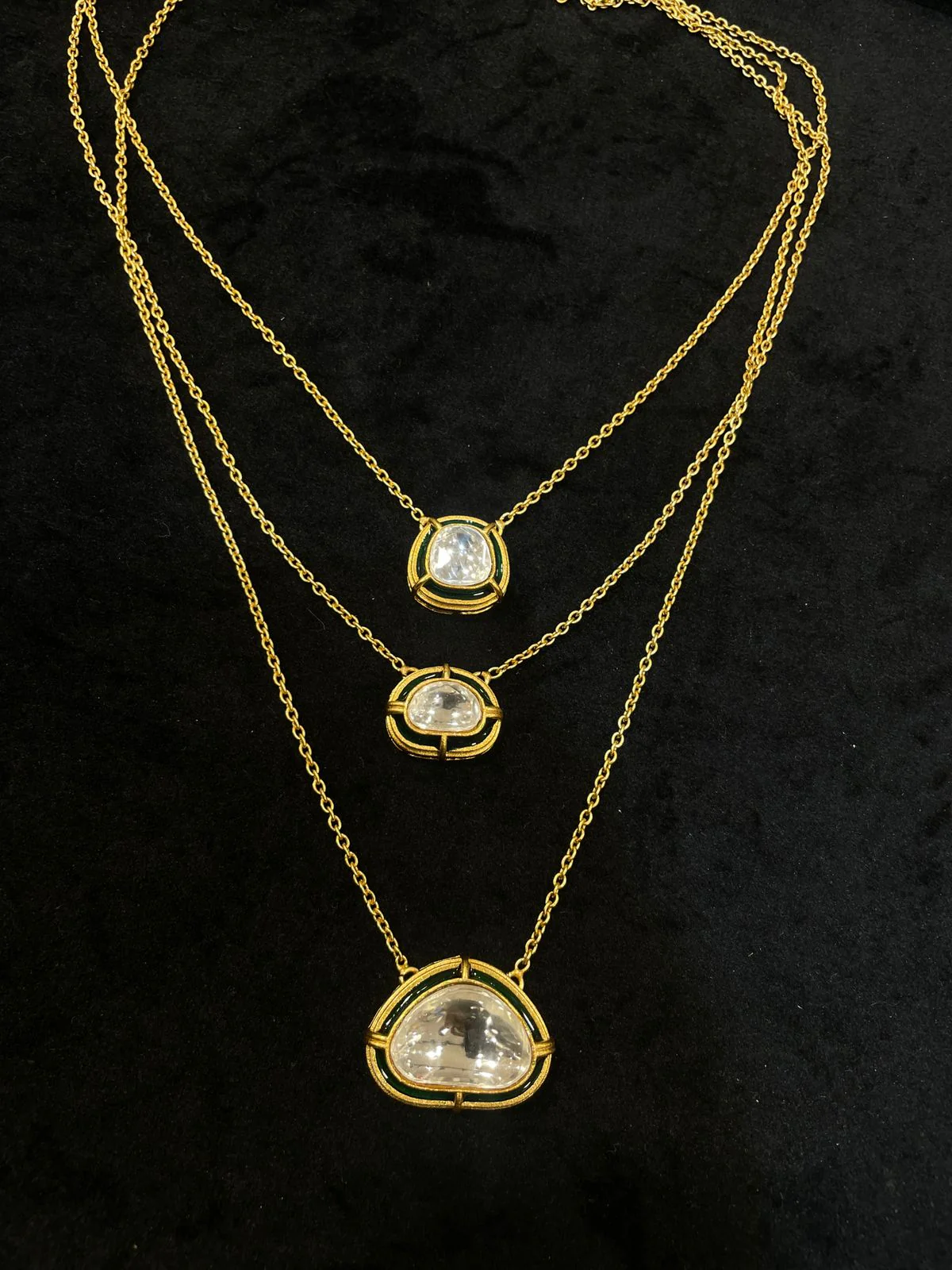 NOOR THREE POLKI STRING
