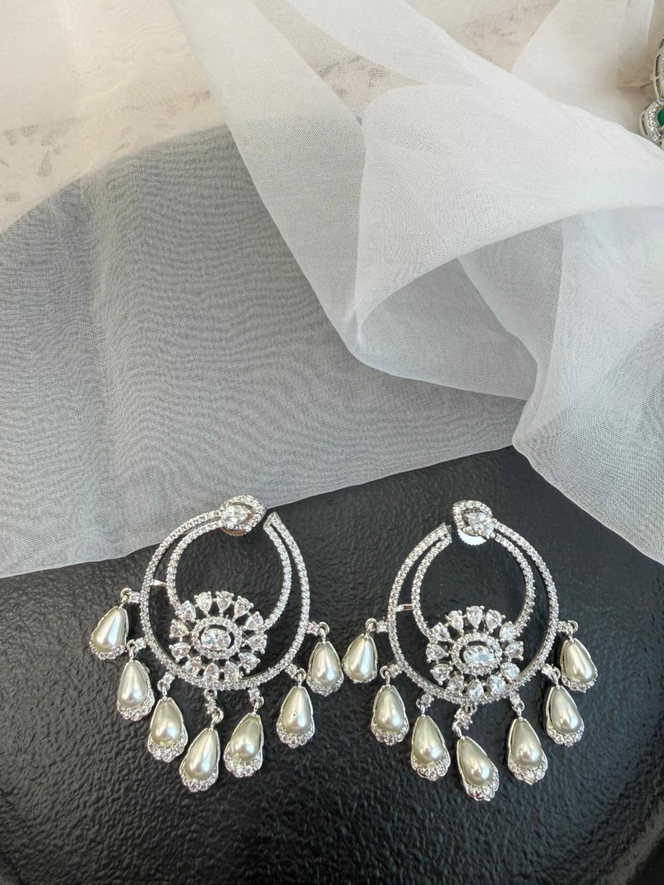 OLIVIA DIAMOND ROUND STUD - Image 2