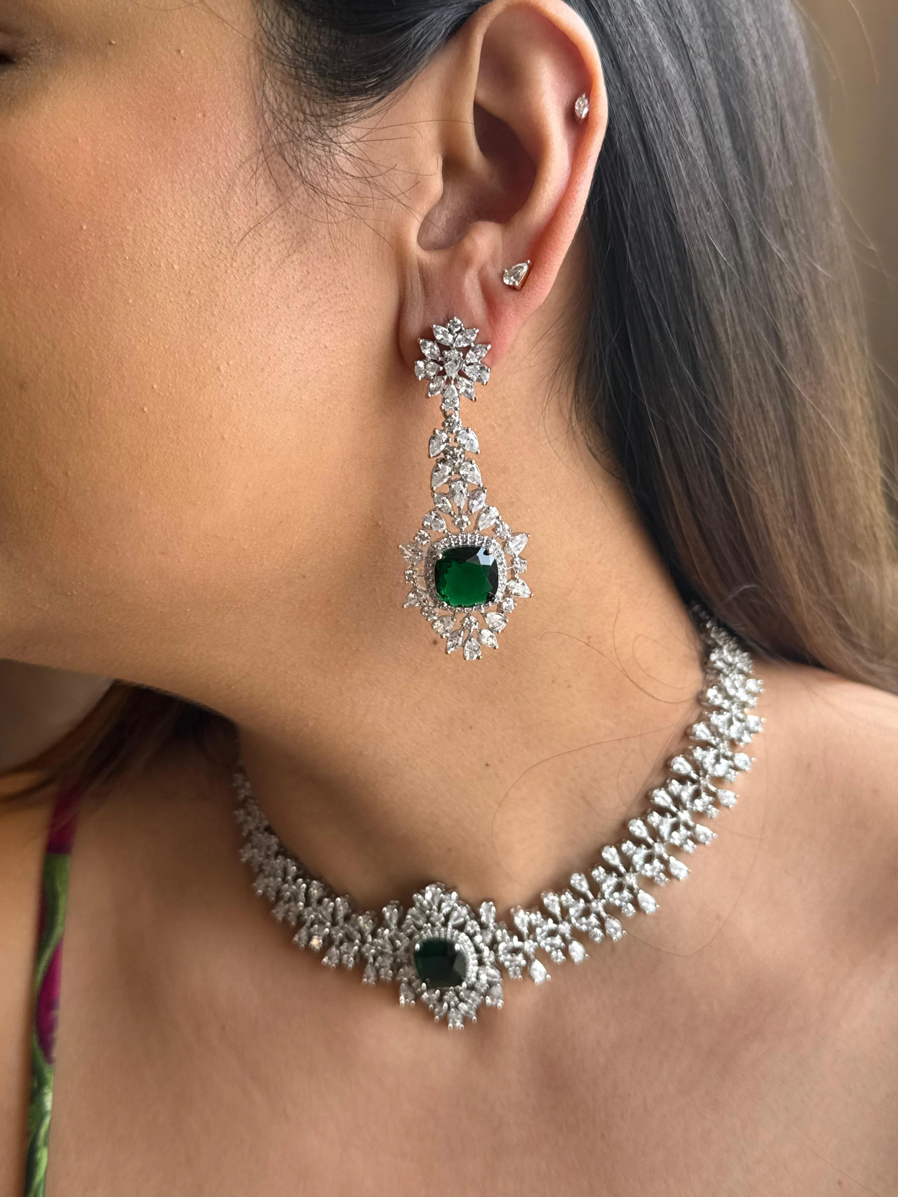 OLIVIA GREEN NECKLACE - Image 2