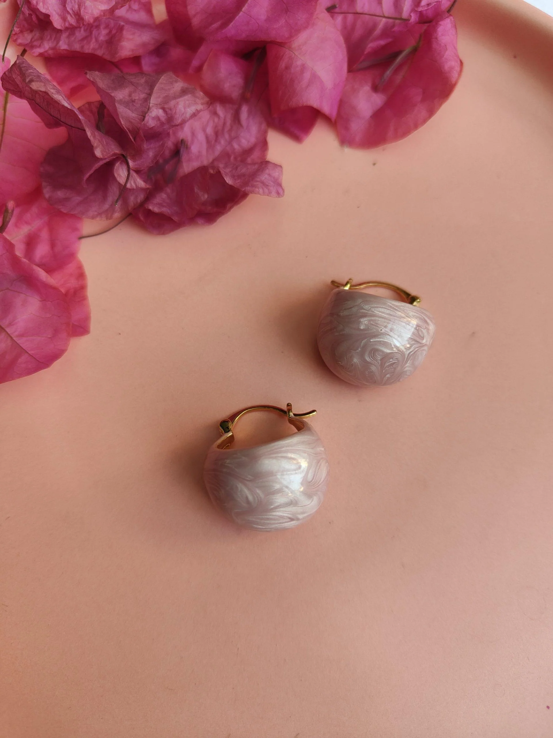 Pearl White Studs