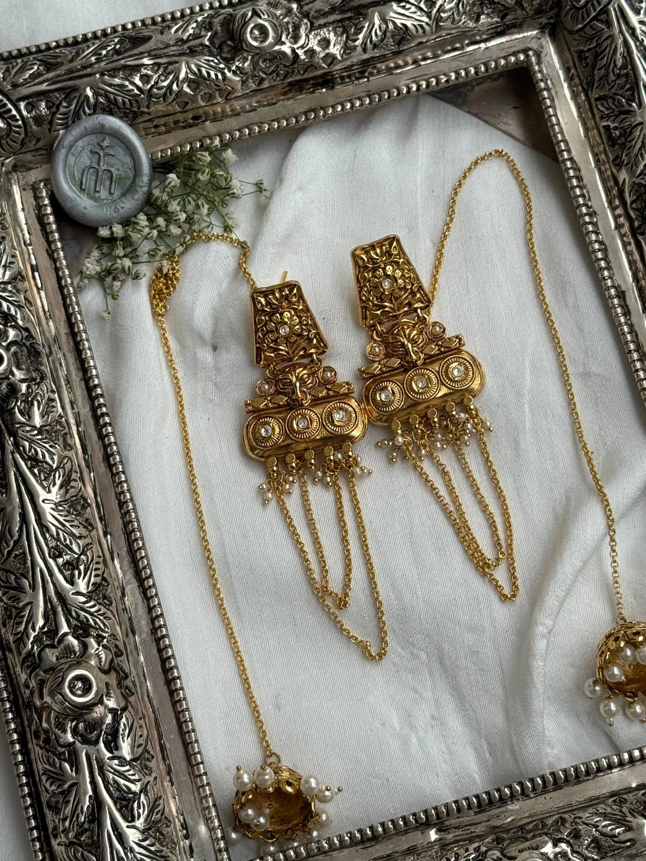 Pooja Gold Kashmiri Earring - Image 2