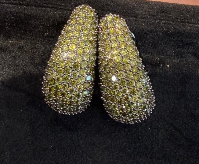 SHELL STUD - Image 2
