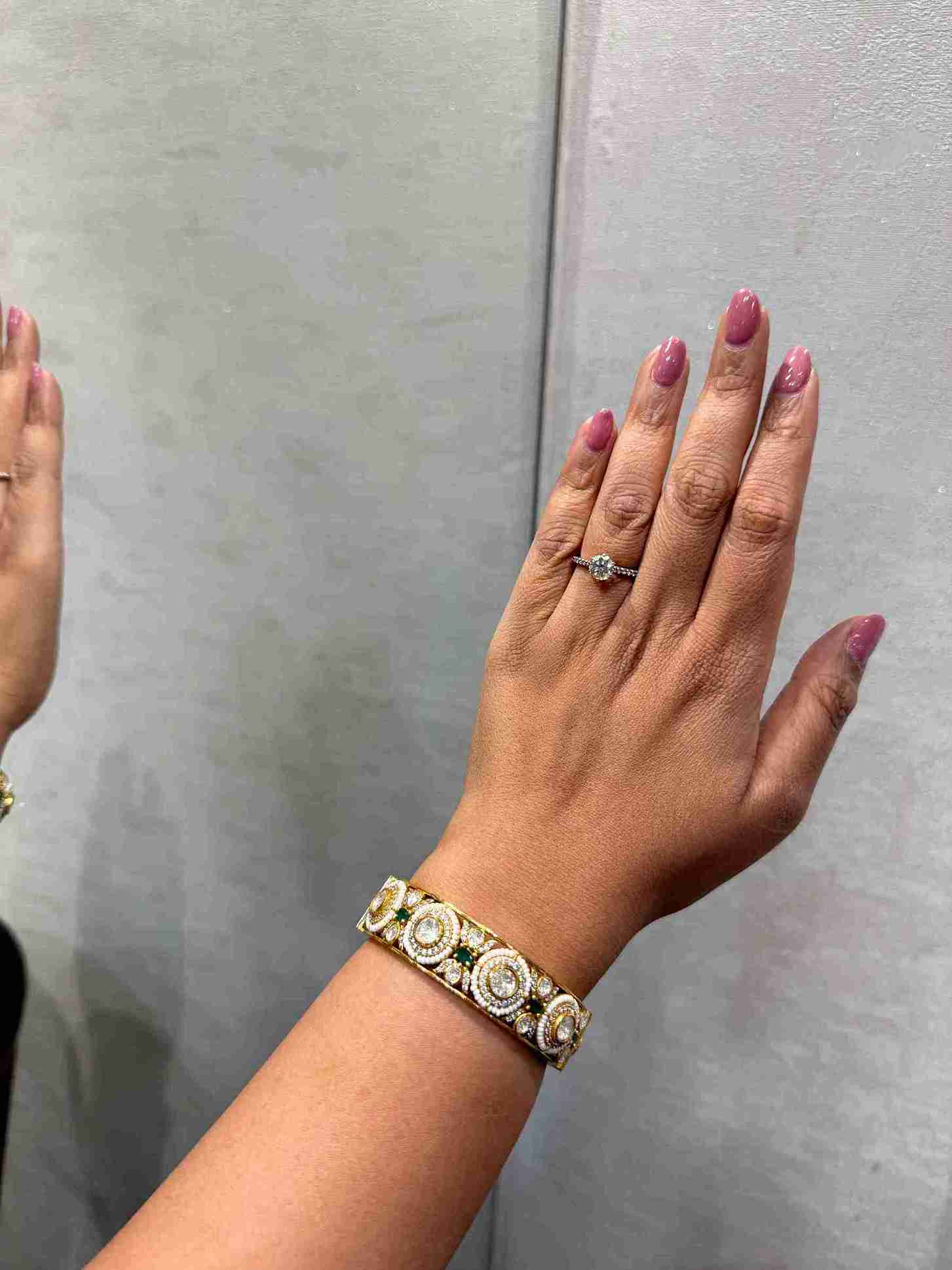 SHRISHTI BANGLE