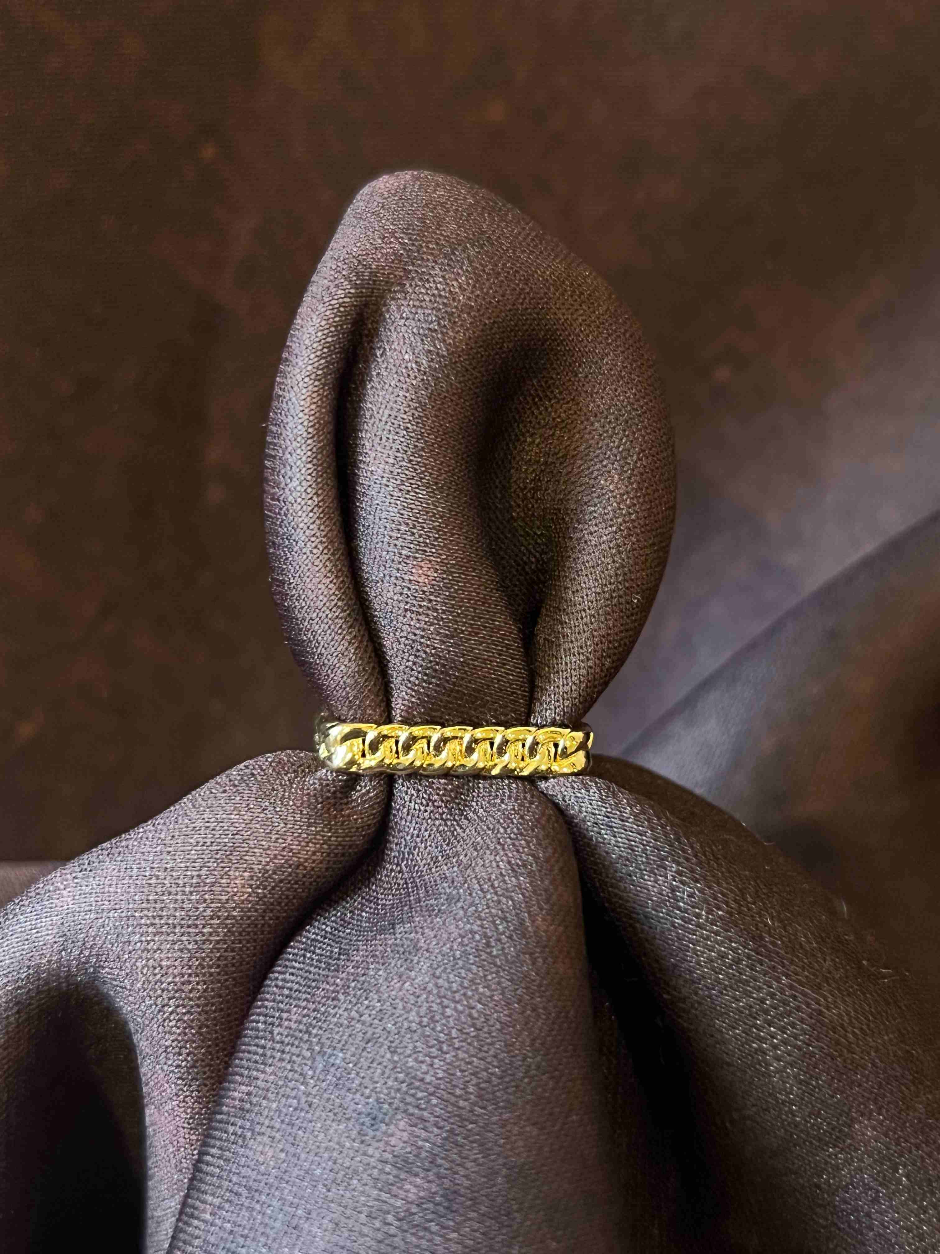 SQUARE SHAPE RING