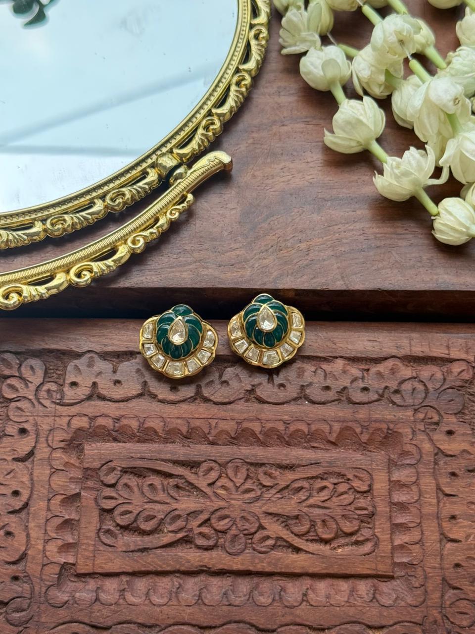 SWARA POLKI STUD