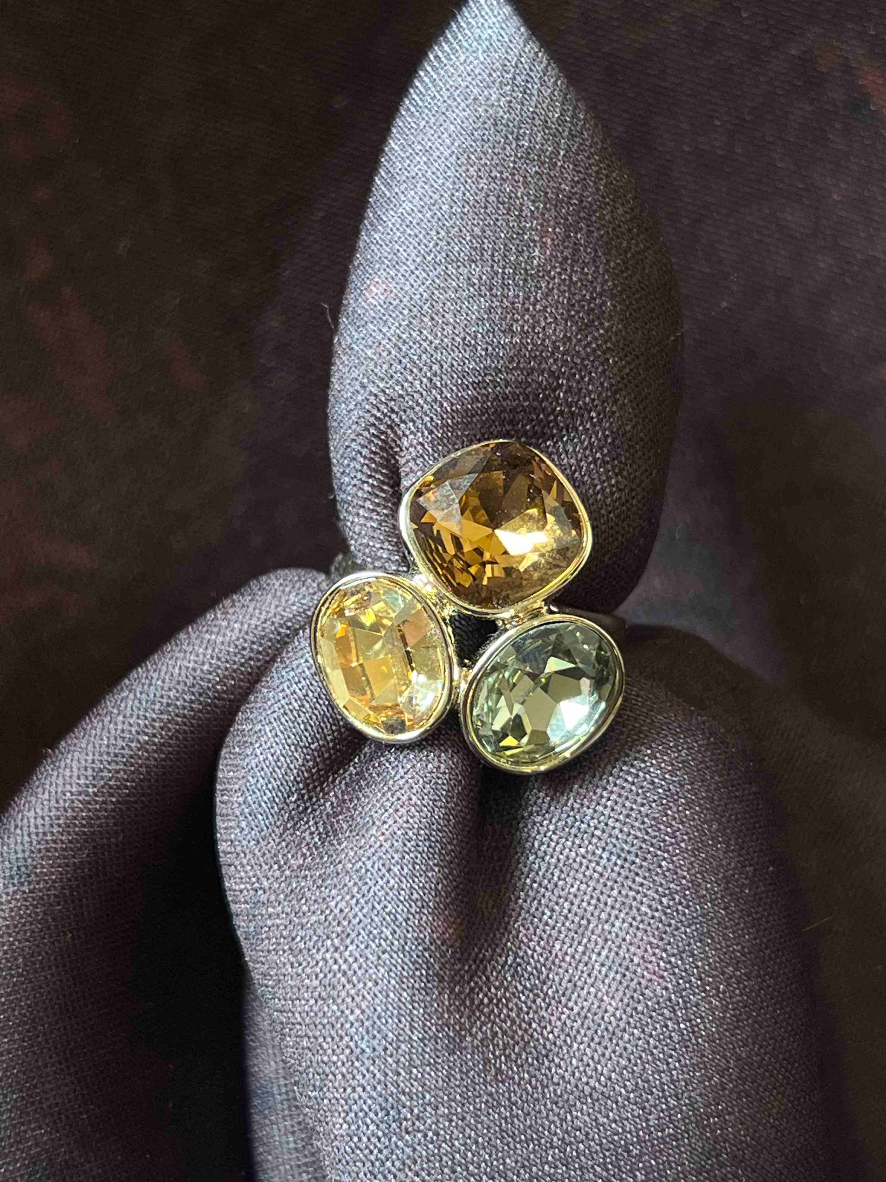 SWAROVSKI RING