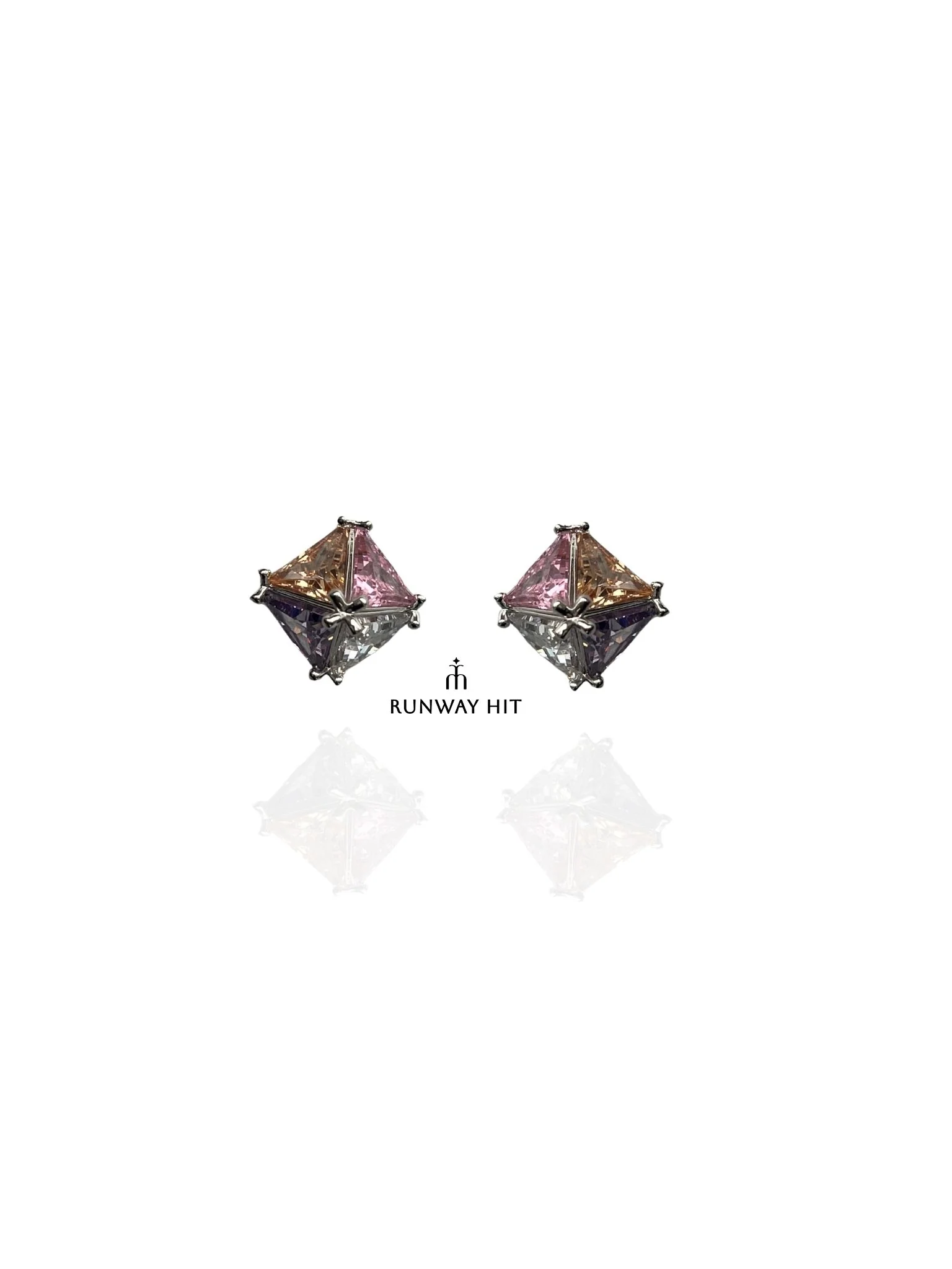 SWAROVSKI TRIANGLE MINI STUD - Image 2