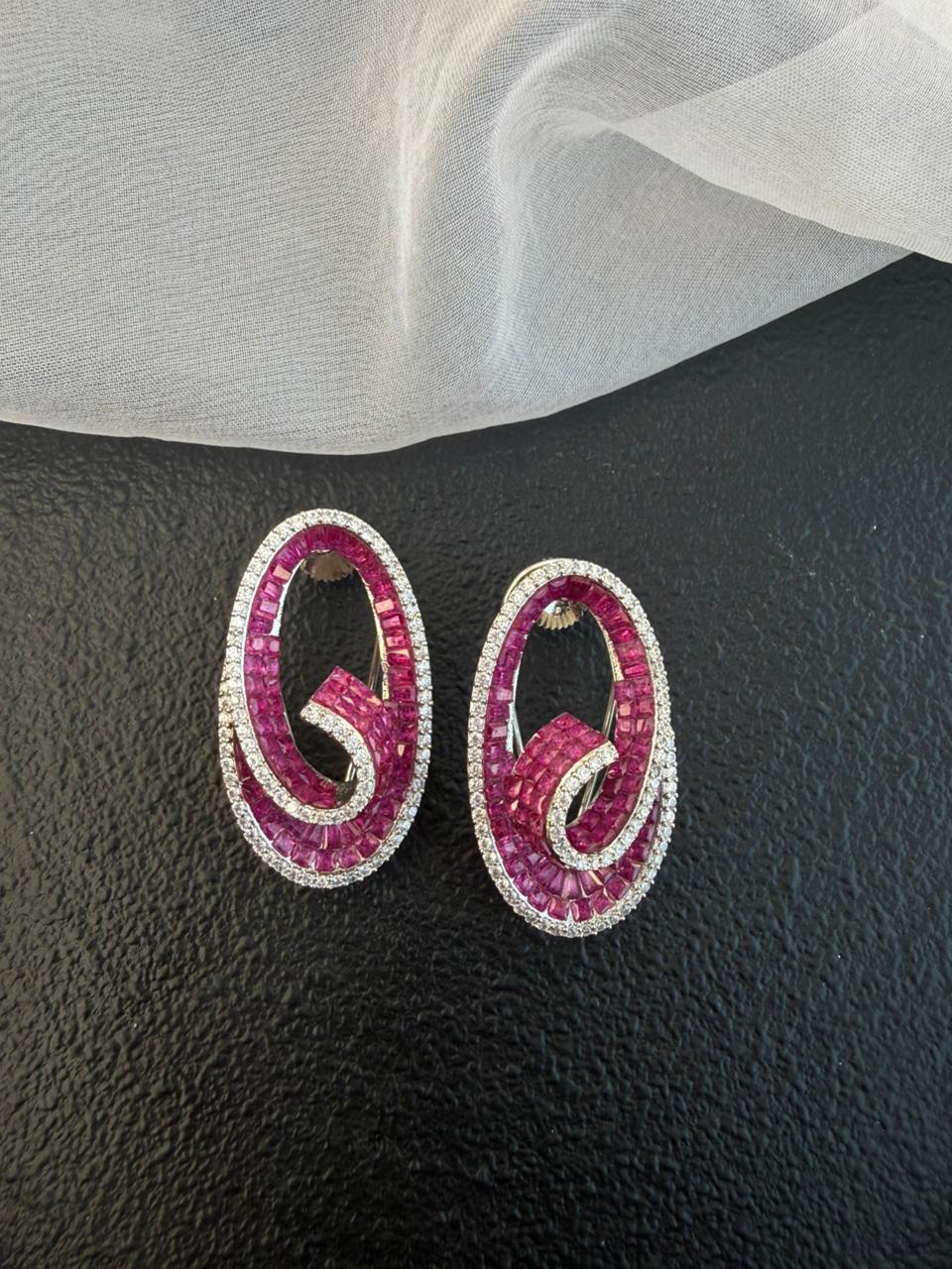 TWISTED OVAL STUD - Image 4