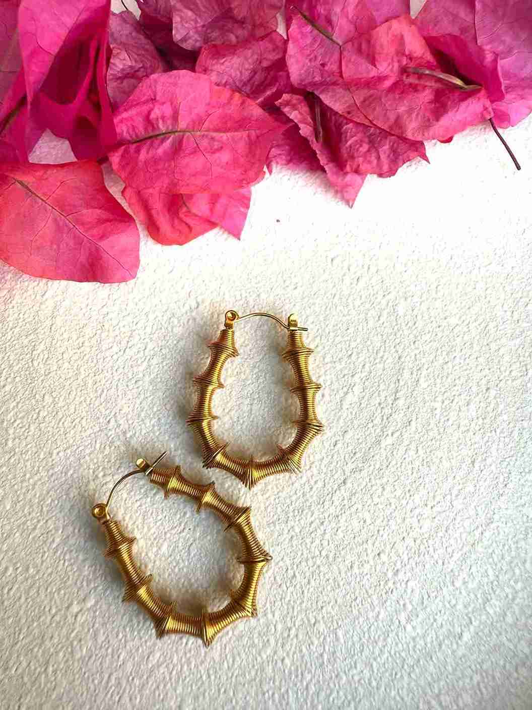 TWISTED WIRE HOOPS