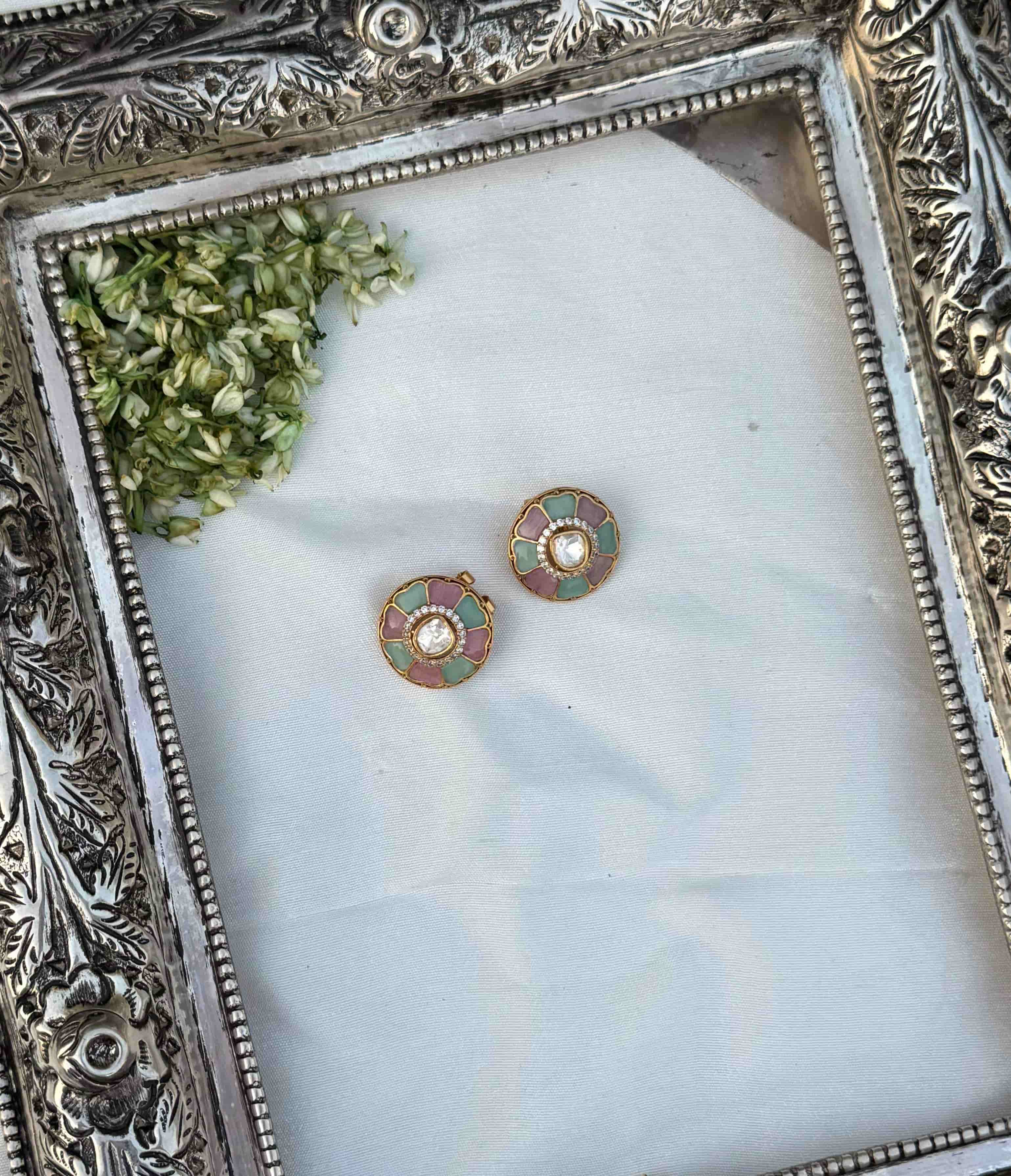 VANSHIKA PASTEL STUD - Image 2