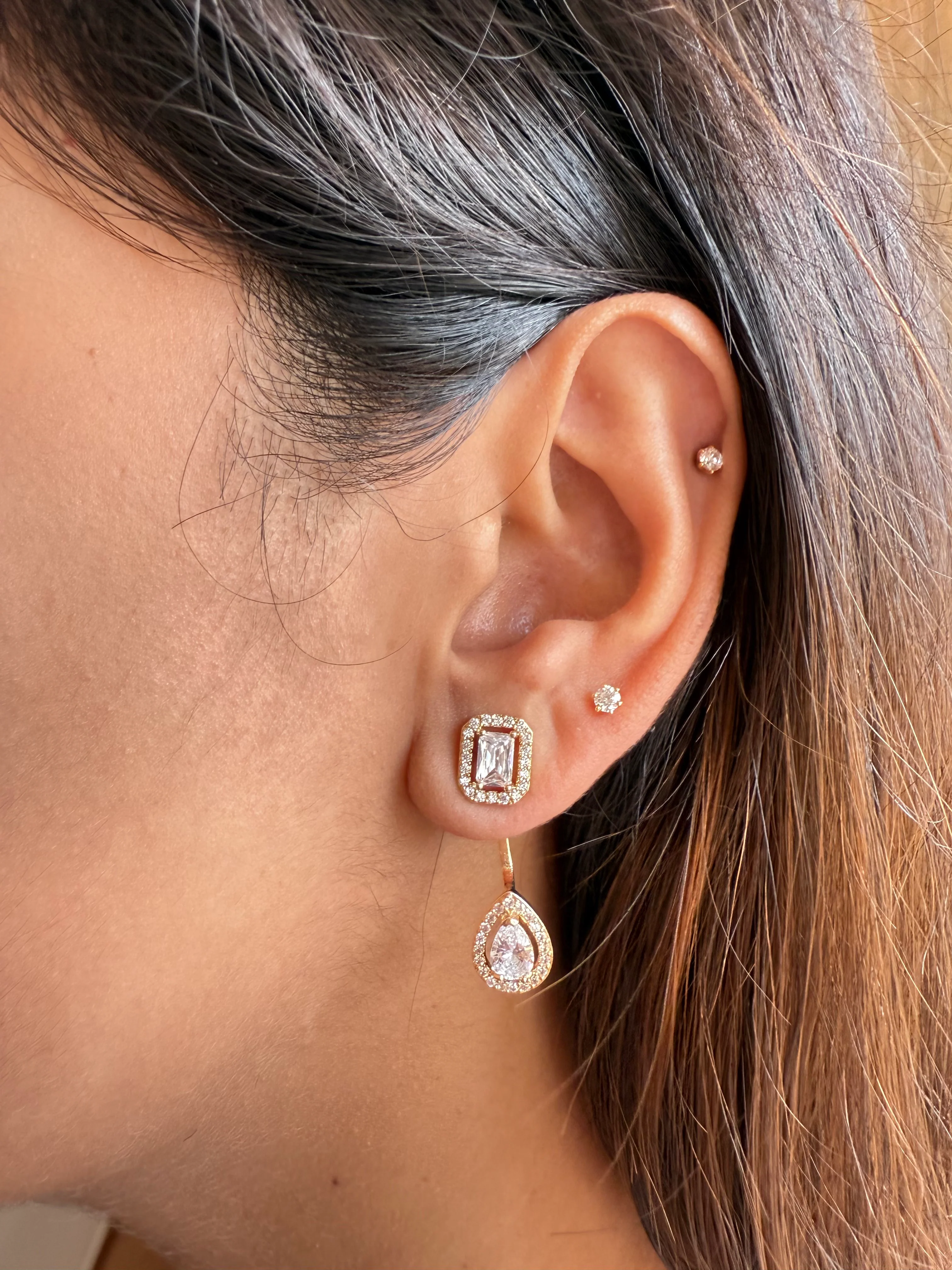 VIVIENNE 92.5 SILVER EARRING - Image 3