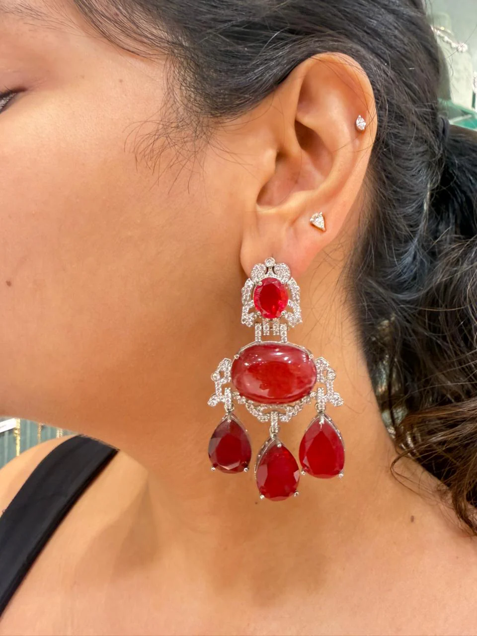 YASHI RED DOUBLET EARRING - Image 2